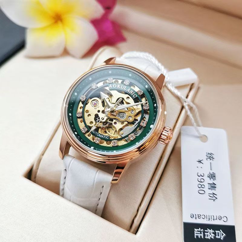 High-End, Luxurious, Elegant,  - Luxury Watch Gift For Her recension och pris