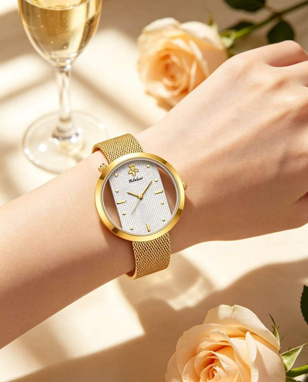 YaLaLuSi Fashion Simple Gold M - Luxury Watch Gift For Her recension och pris