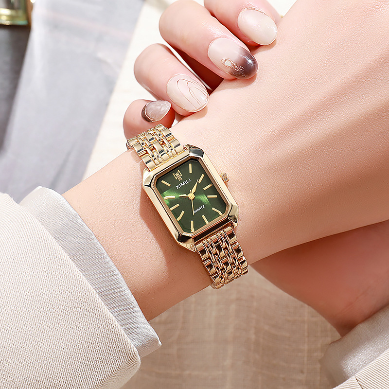 Luxury Women Watches Fashion R - Luxury Watch Deals recension och pris