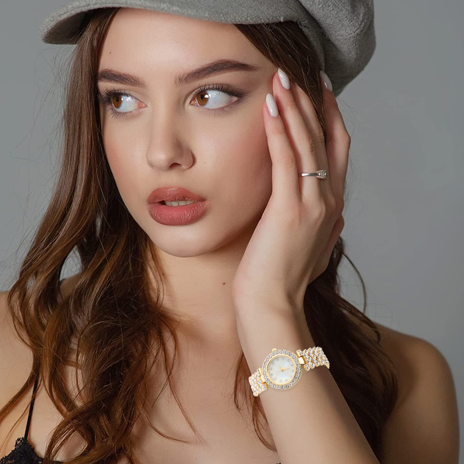 Rhinestone Watch Golden Tone Q - Luxury Watch Gift For Her recension och pris